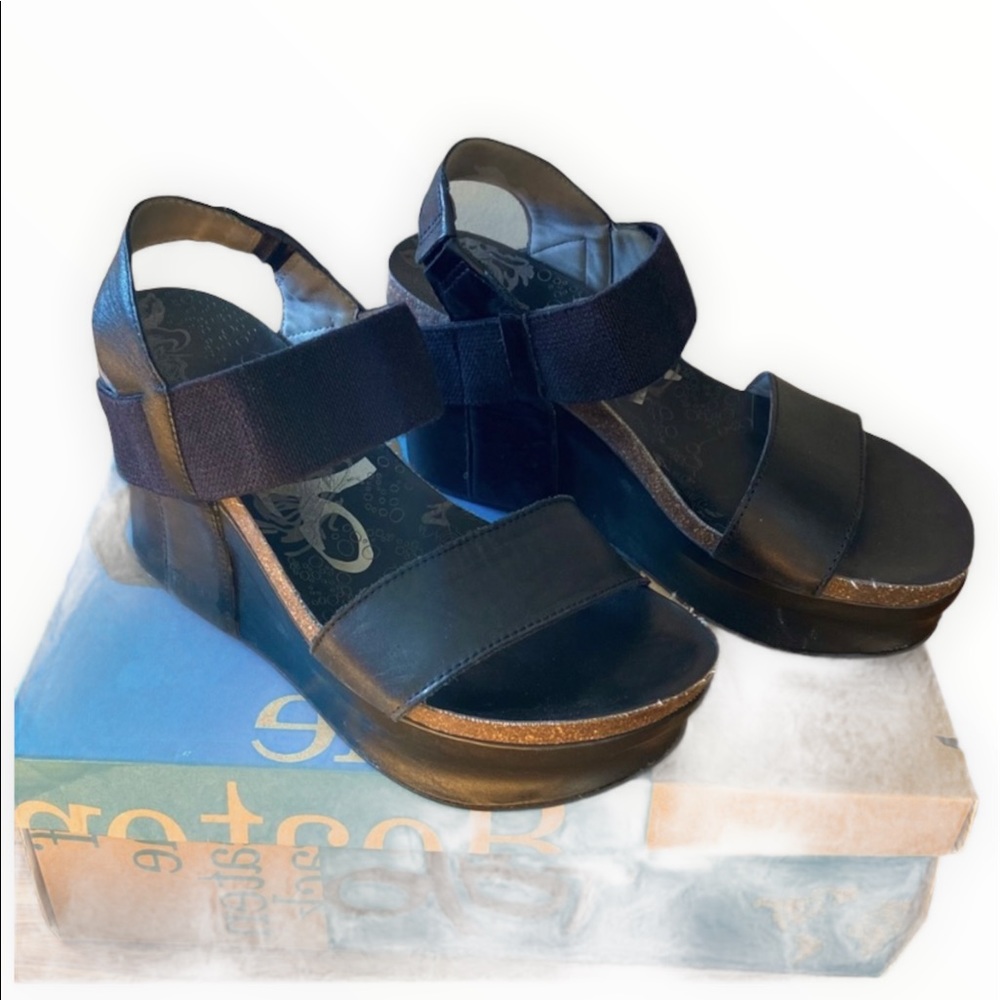 OTBT black platform bushnell sandals NEW 6